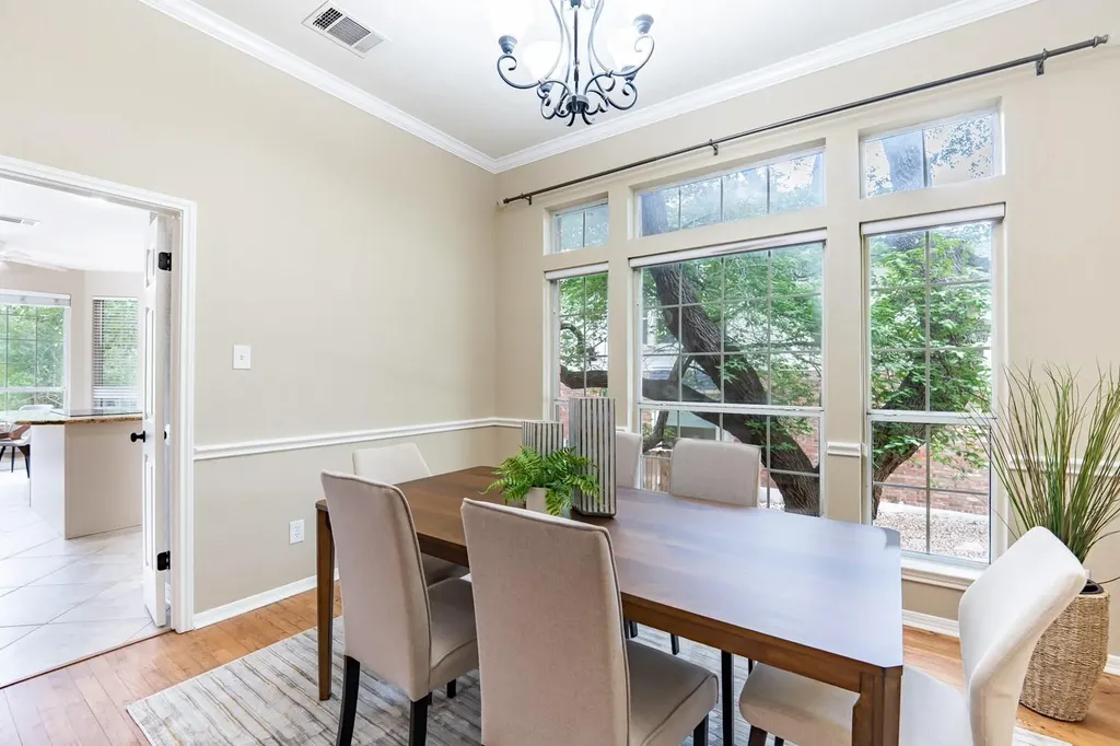 11507 Kempwood Drive Austin TX 78750
