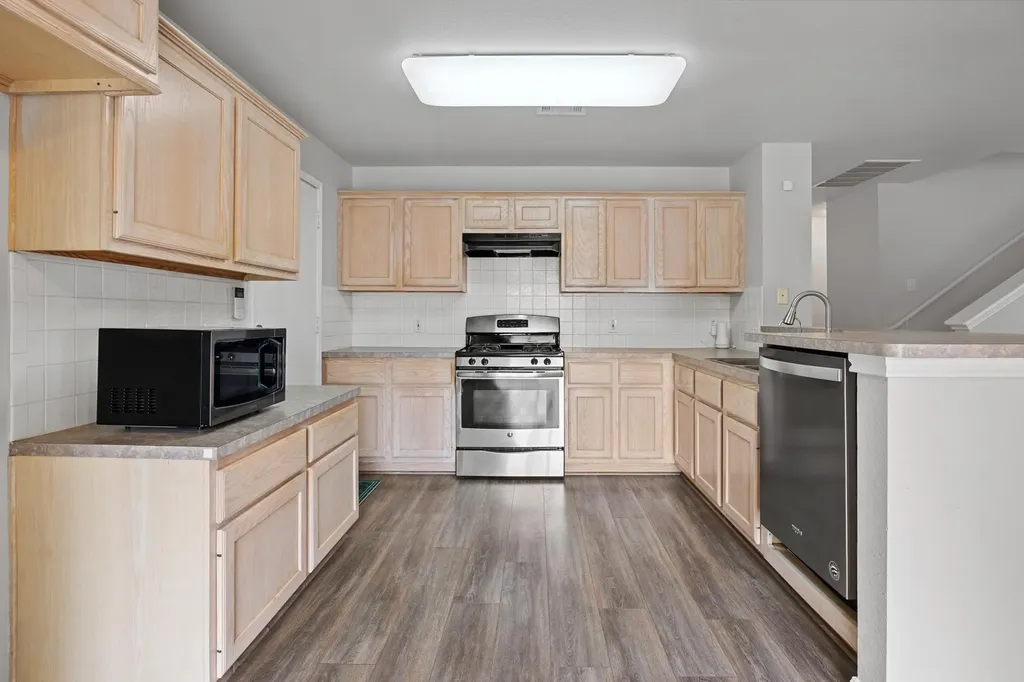 448 Tobin Drive Buda TX 78610