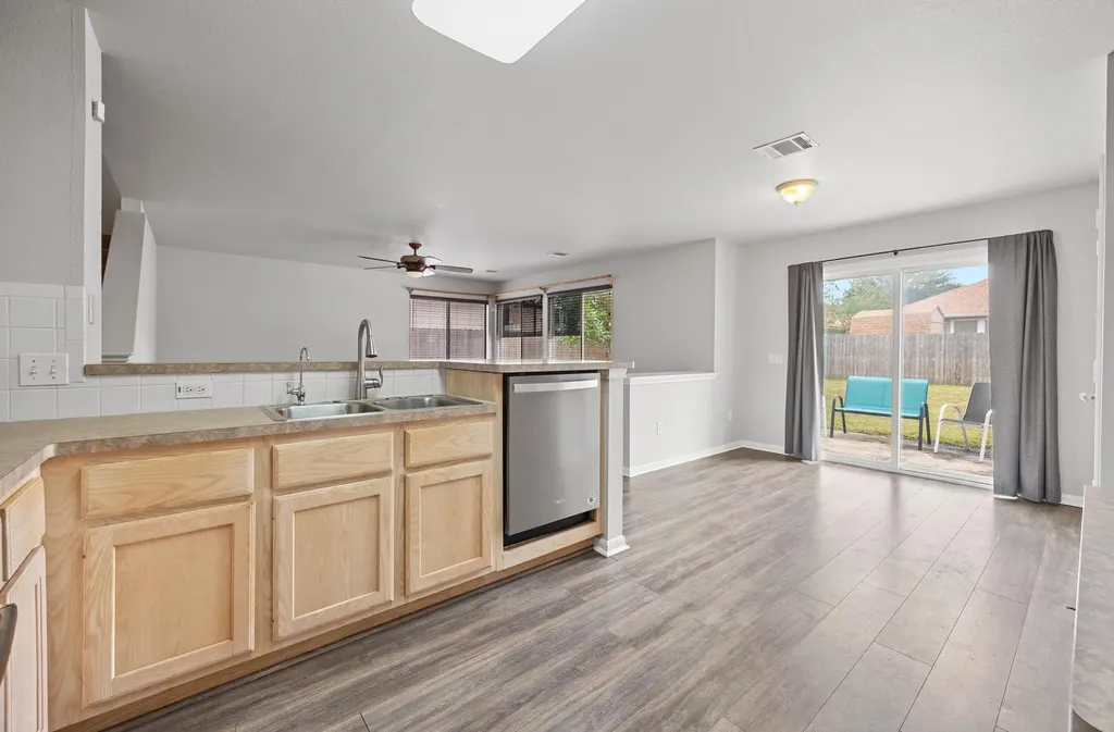 448 Tobin Drive Buda TX 78610