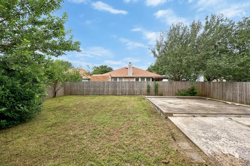 448 Tobin Drive Buda TX 78610