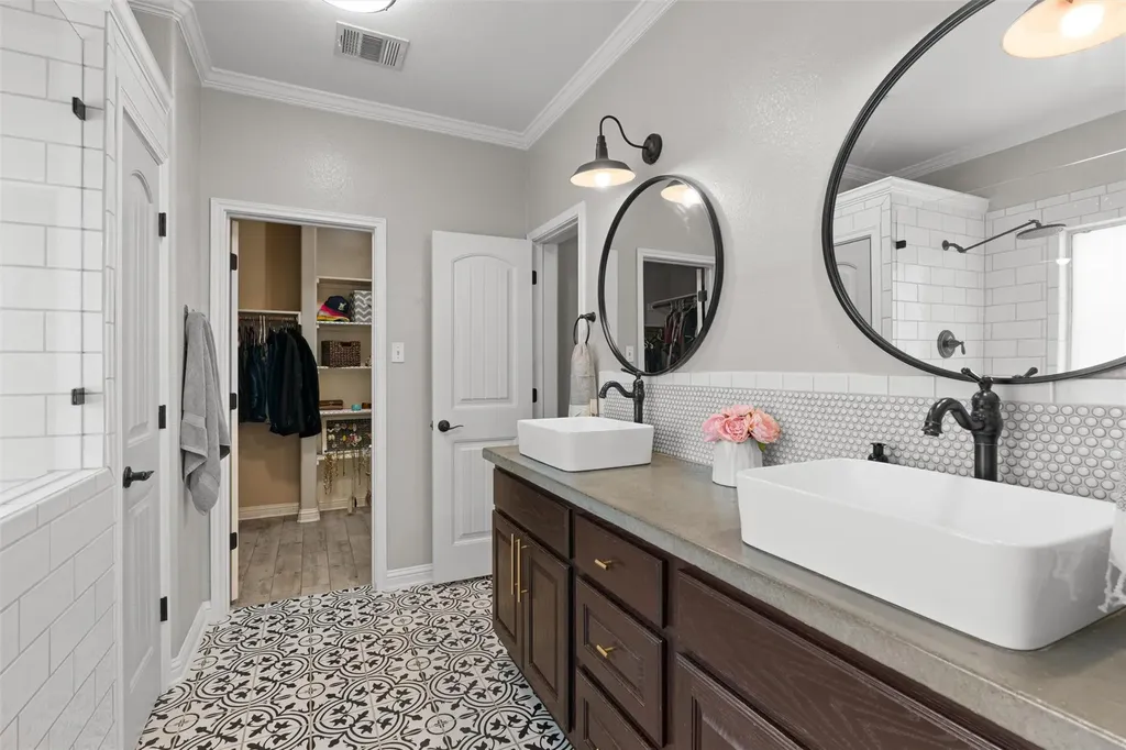 318 Caddo Lake Drive Georgetown TX 78628