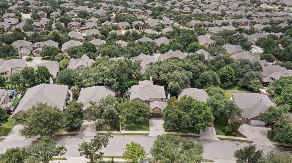 318 Caddo Lake Drive Georgetown TX 78628