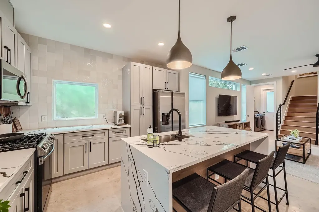 7507 Bethune Avenue Austin TX 78752