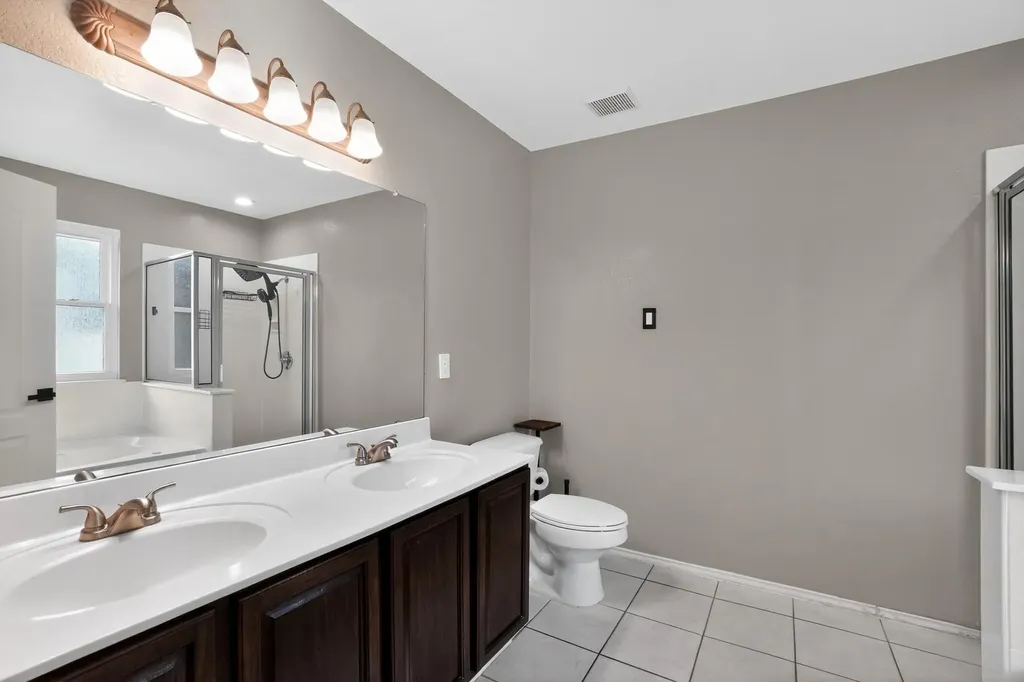 3911 Haleys Way Round Rock TX 78665