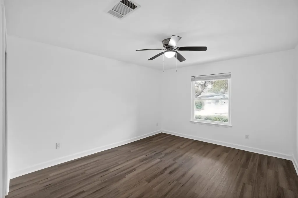 3911 Haleys Way Round Rock TX 78665