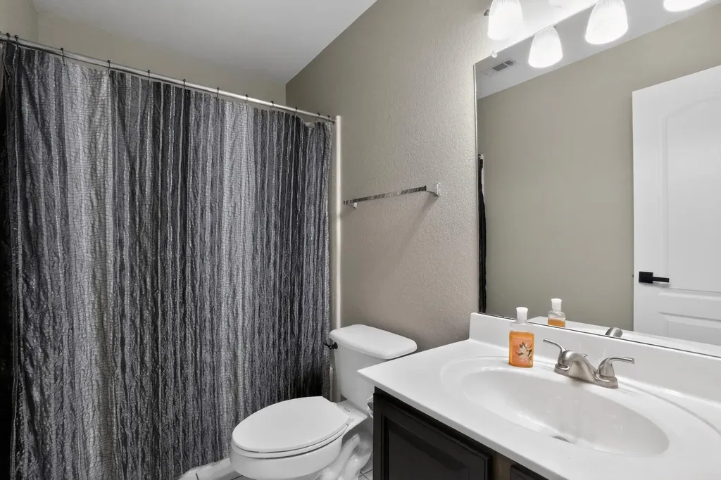 3911 Haleys Way Round Rock TX 78665