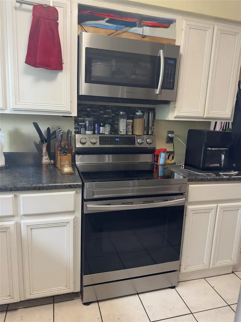 1704 S Walnut Street Georgetown TX 78626