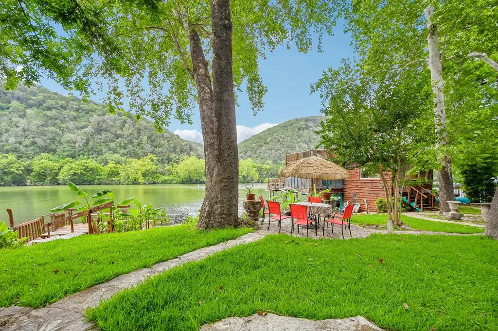 12811 River Bend Street Austin TX 78732
