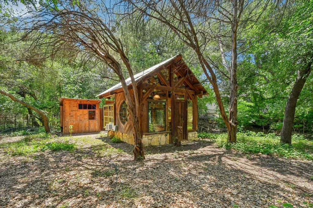 12811 River Bend Street Austin TX 78732