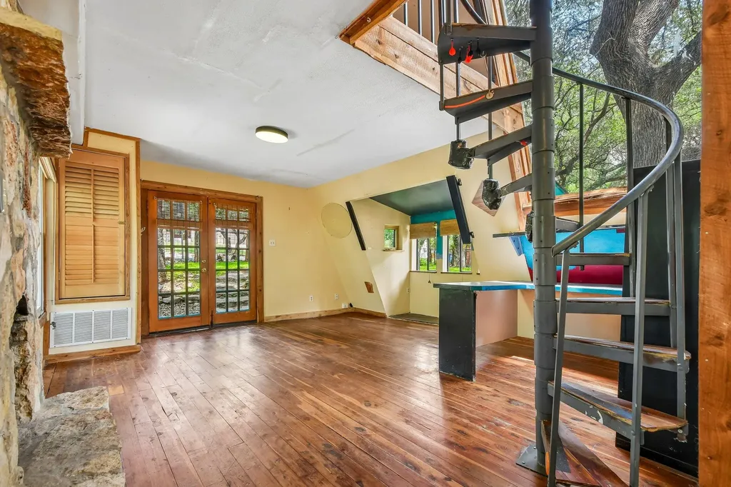 12811 River Bend Street Austin TX 78732