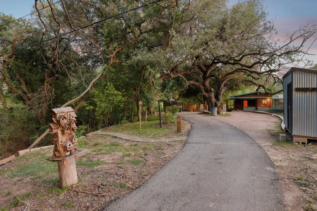 12811 River Bend Street Austin TX 78732