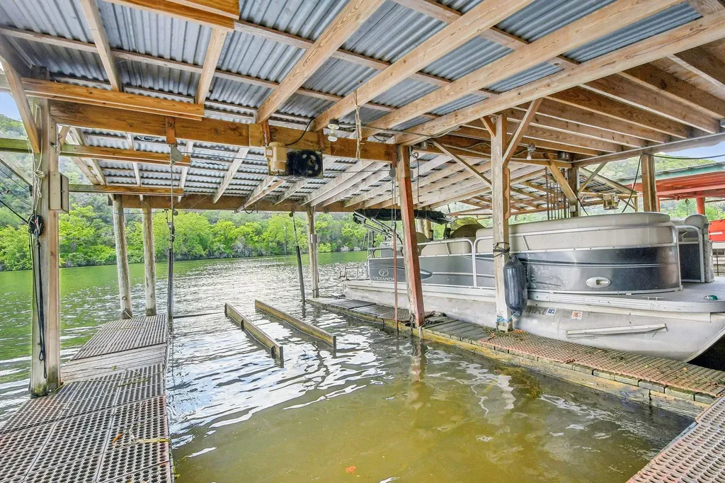 12811 River Bend Street Austin TX 78732