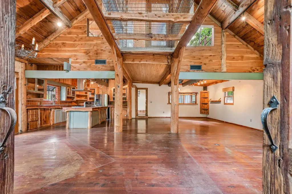 12811 River Bend Street Austin TX 78732
