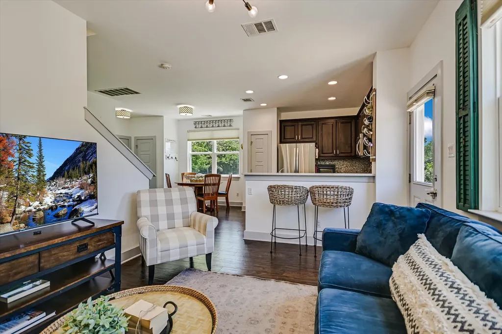12224 Tawny Farms Road Austin TX 78748