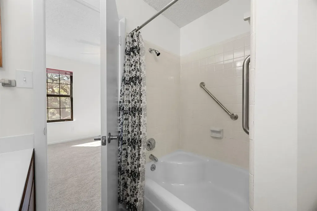 8518 Fathom Circle Austin TX 78750