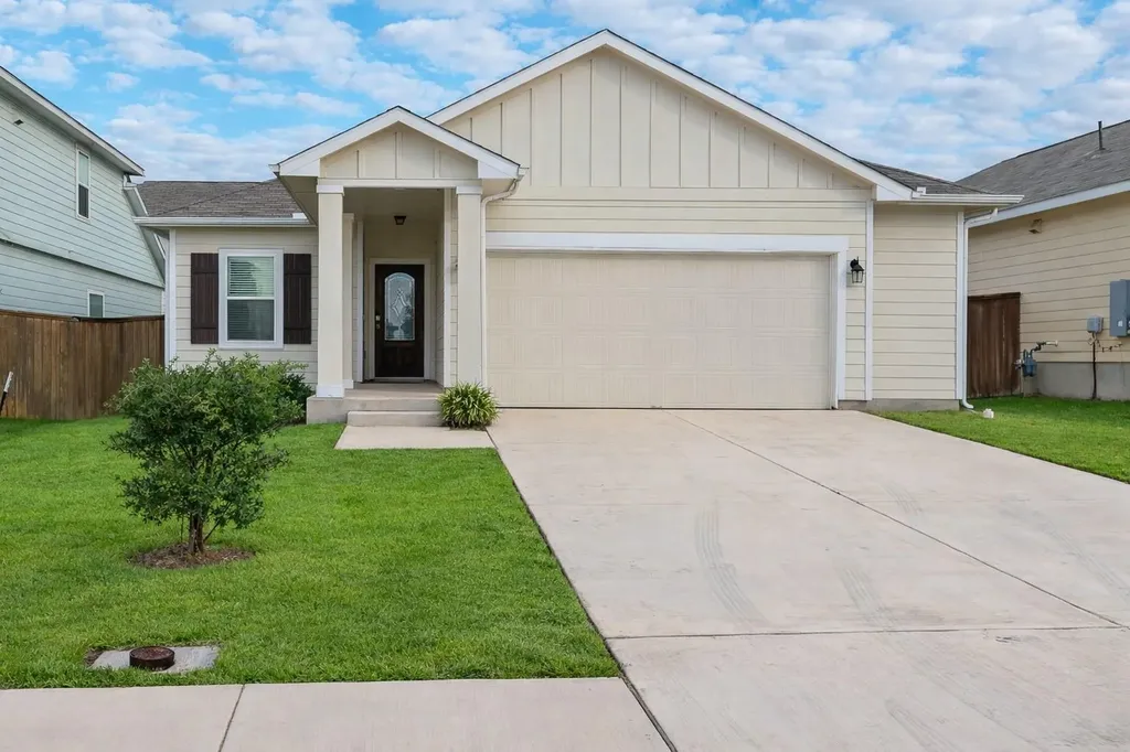 216 Blue Hibiscus Drive Liberty Hill TX 78642