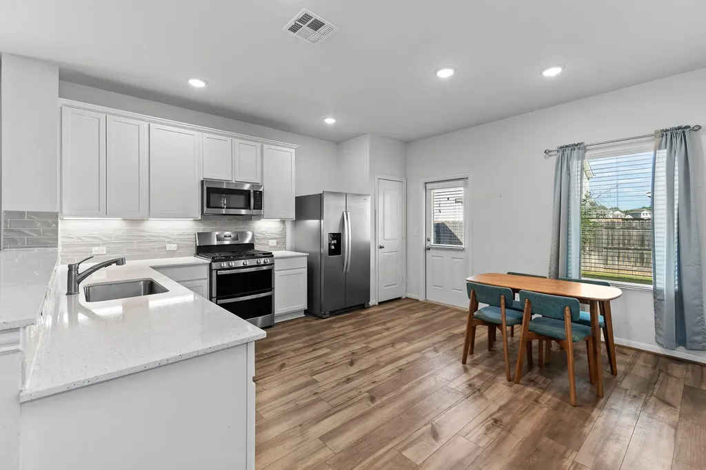 216 Blue Hibiscus Drive Liberty Hill TX 78642