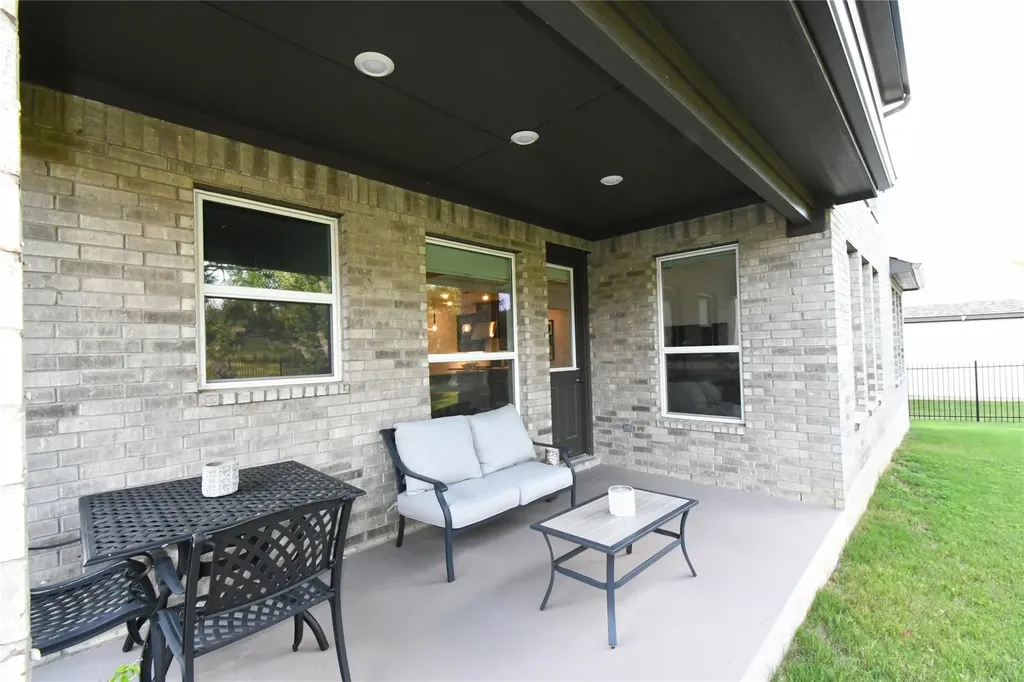 249 Running Bird Road Austin TX 78737