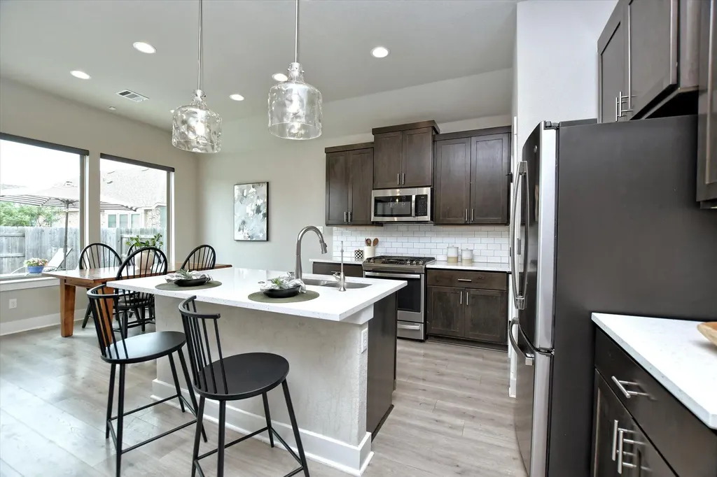 813 Whitetail Drive Round Rock TX 78681