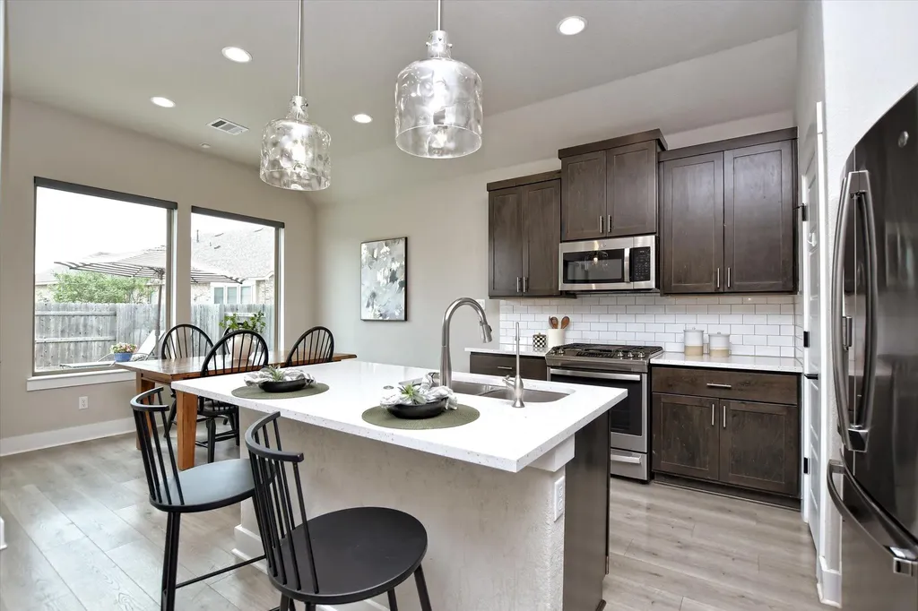 813 Whitetail Drive Round Rock TX 78681