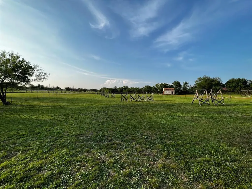 5400 E Howard Lane Austin TX 78653
