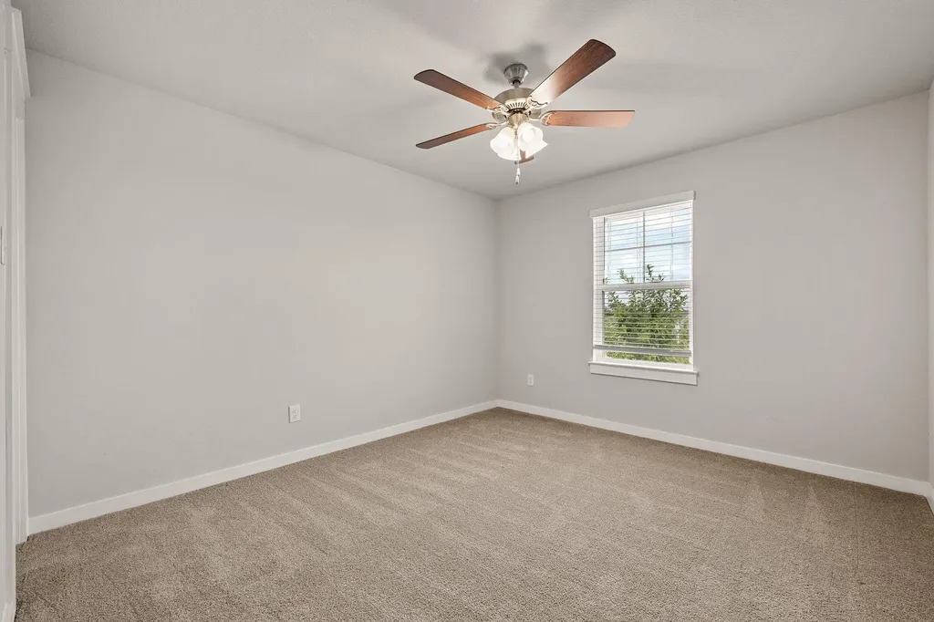 2233 Calvert Drive Leander TX 78641