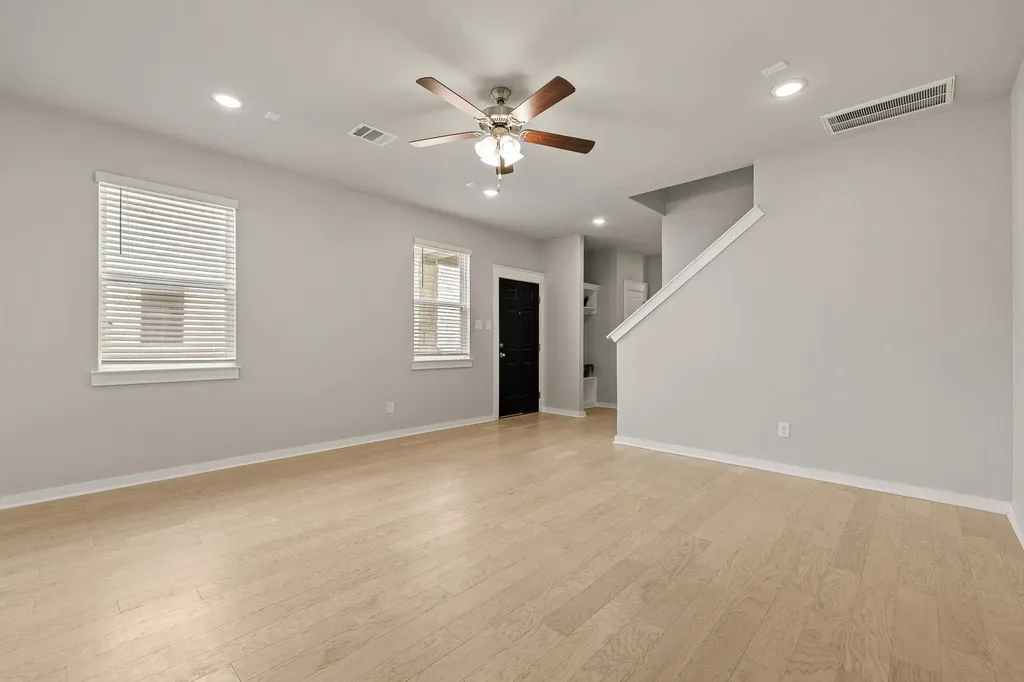 2233 Calvert Drive Leander TX 78641