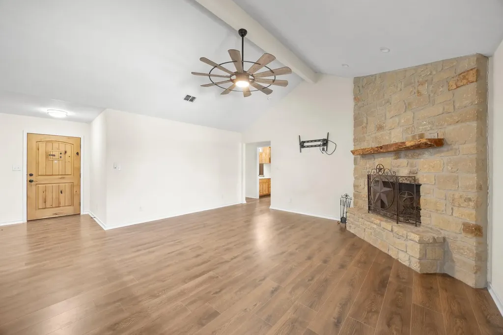 20217 Engelmann Lane Manor TX 78653