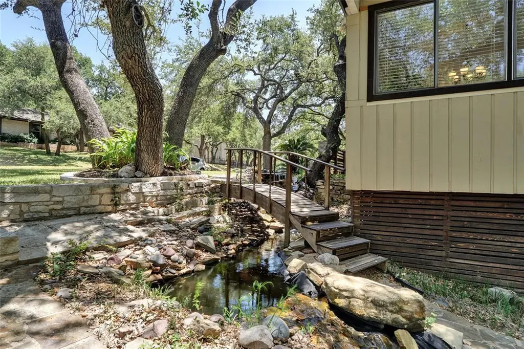 3813 Hidden Hollow Austin TX 78731