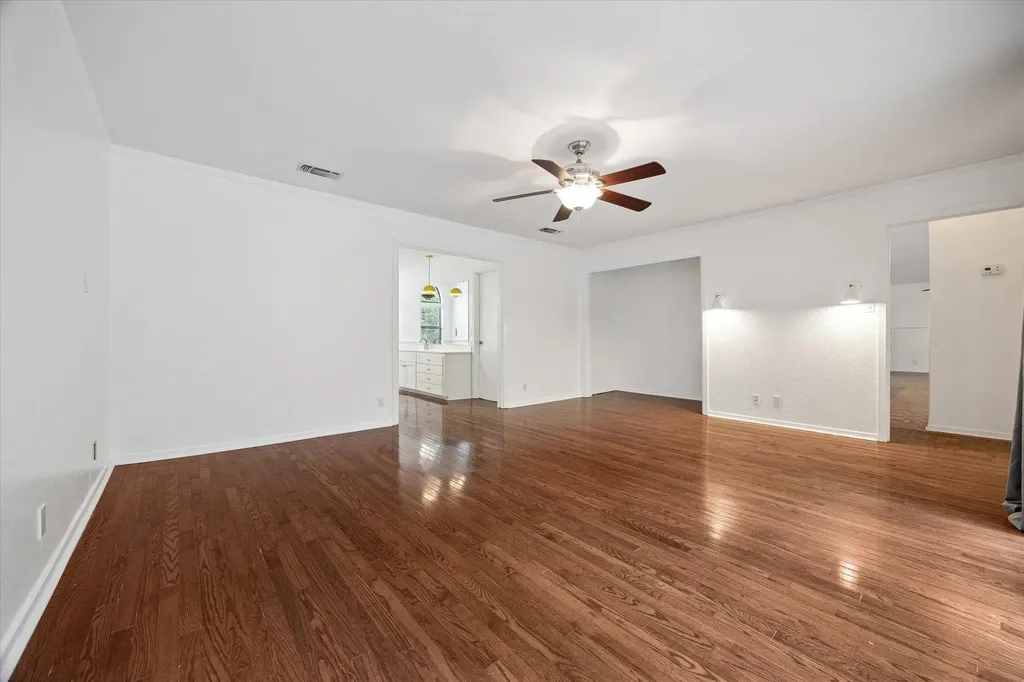 3813 Hidden Hollow Austin TX 78731