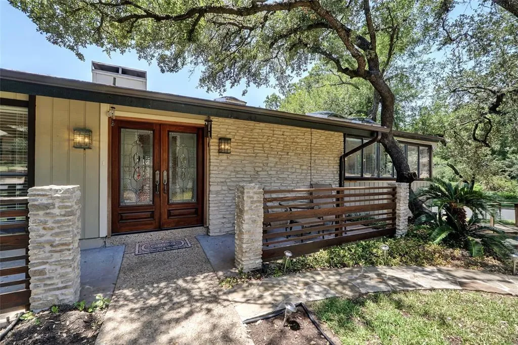 3813 Hidden Hollow Austin TX 78731