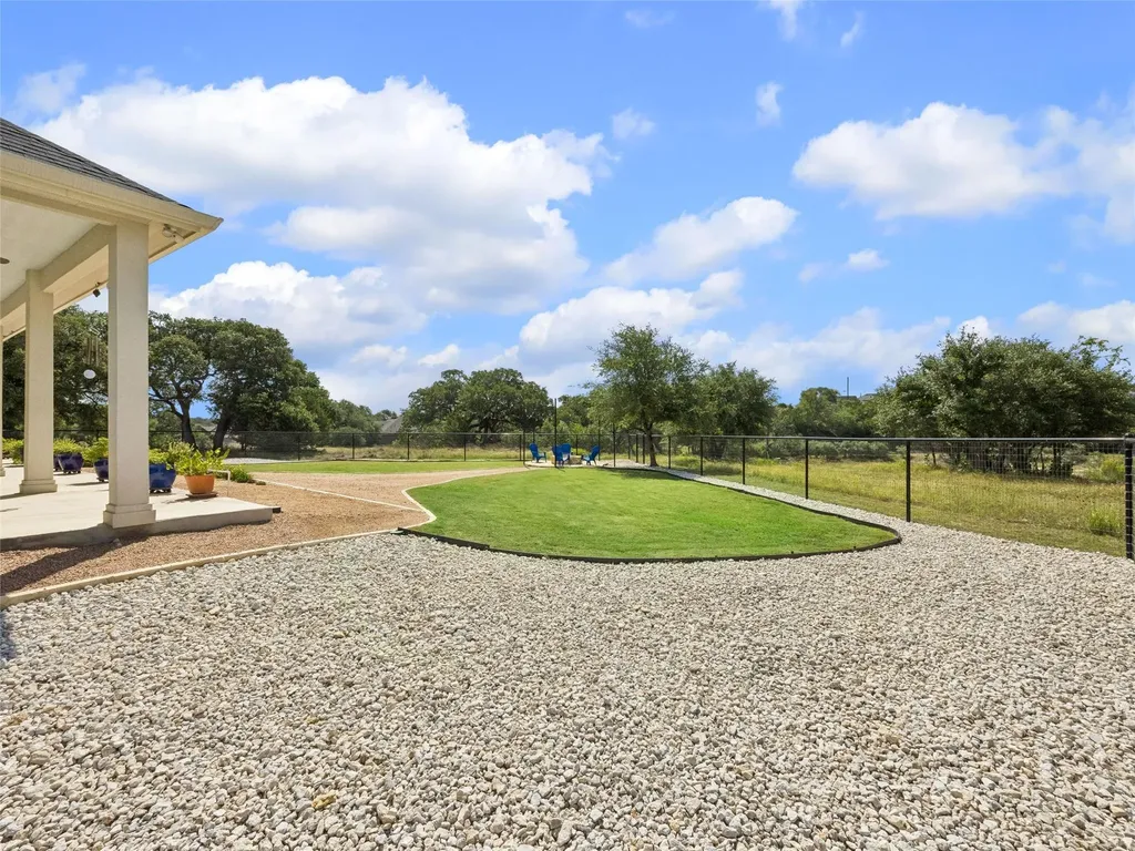 109 Serapia Garza Blanco TX 78606