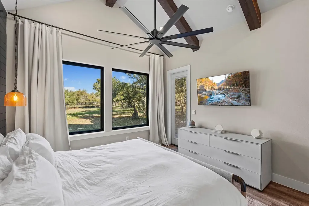 316 Stockman Drive Dripping Springs TX 78620
