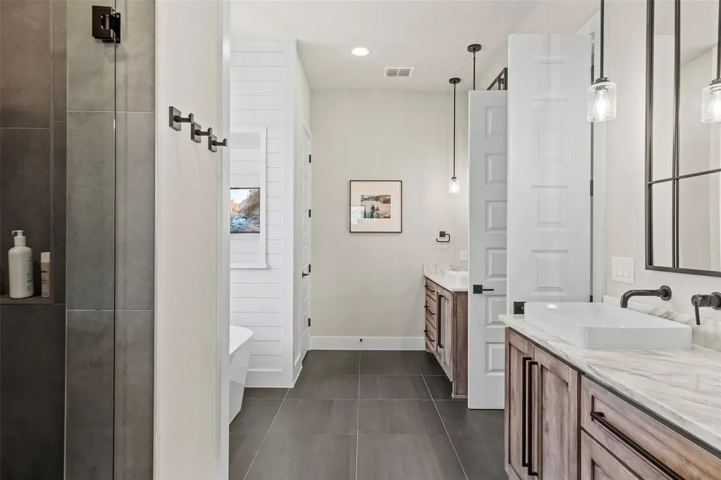 316 Stockman Drive Dripping Springs TX 78620
