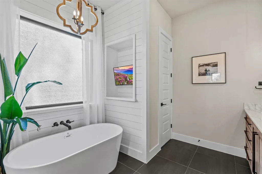 316 Stockman Drive Dripping Springs TX 78620