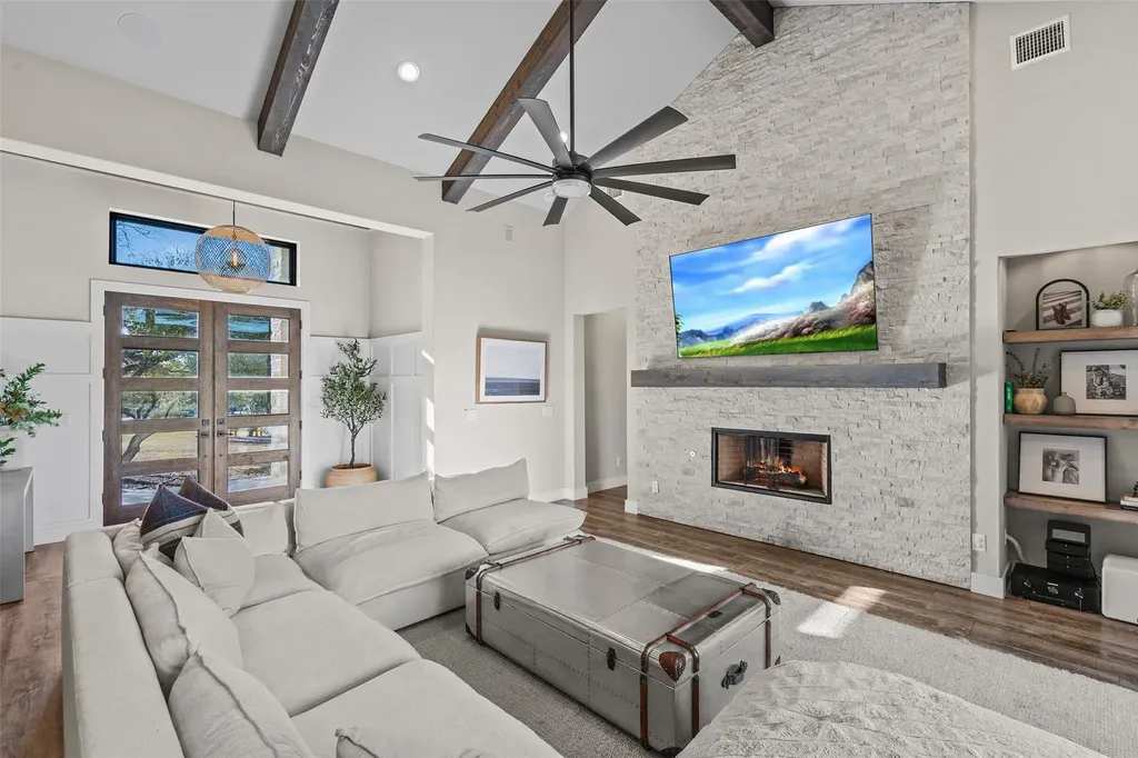 316 Stockman Drive Dripping Springs TX 78620