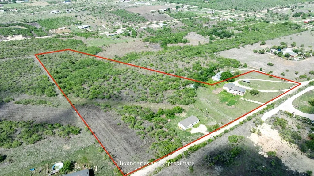 230 Sunkist Drive Lockhart TX 78644