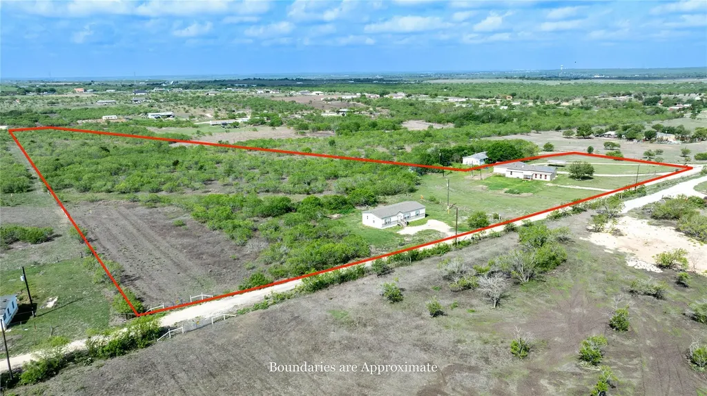 230 Sunkist Drive Lockhart TX 78644