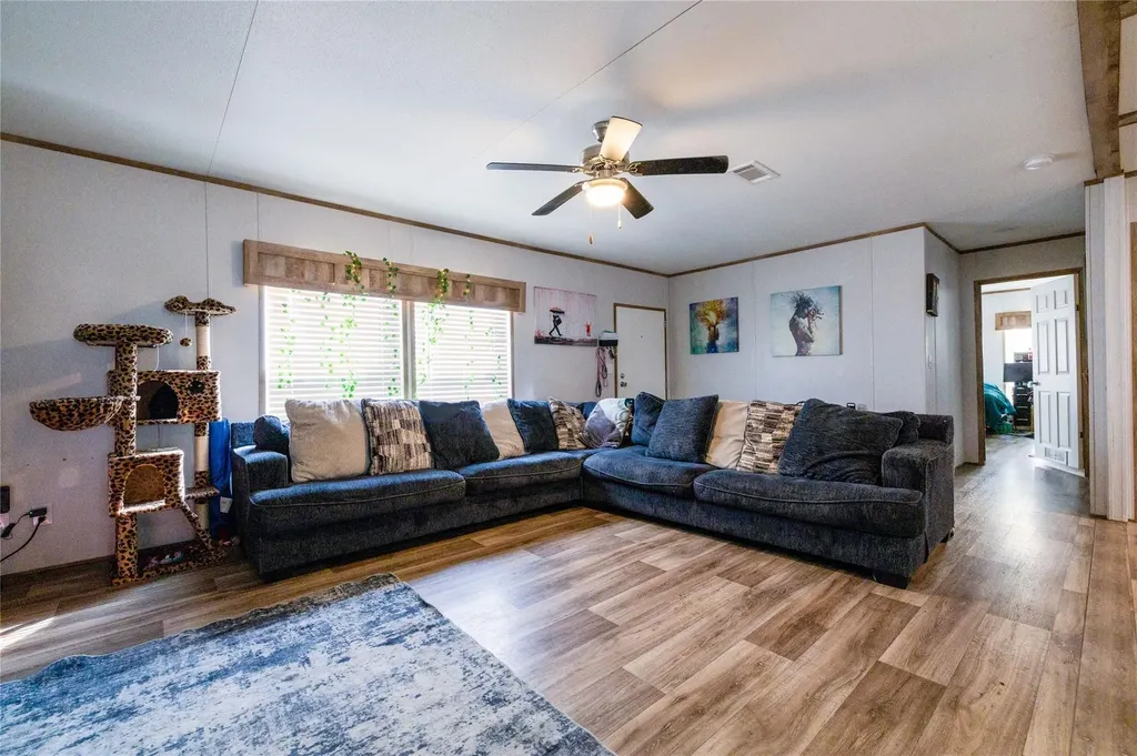 230 Sunkist Drive Lockhart TX 78644