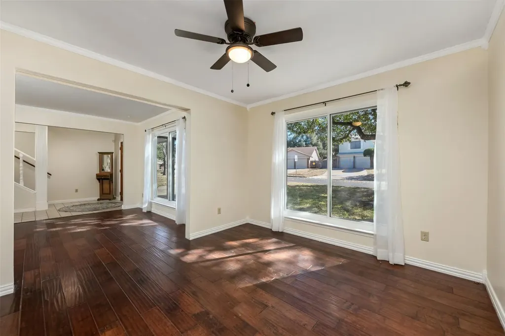 1408 Doonesbury Drive Austin TX 78758