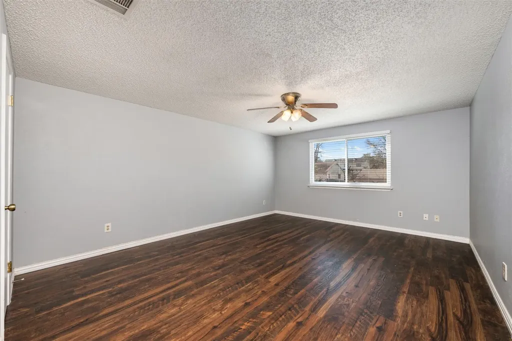 1408 Doonesbury Drive Austin TX 78758