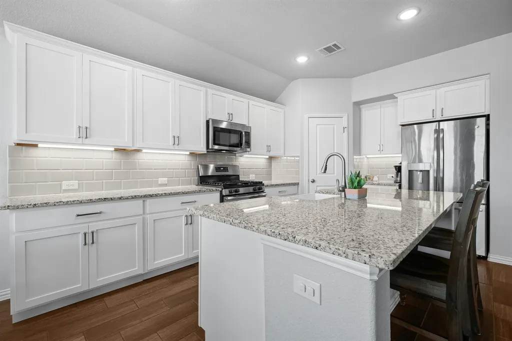 4174 Kingsley Avenue Round Rock TX 78681