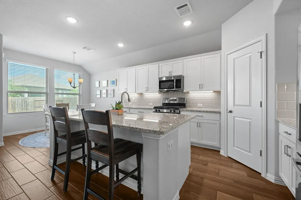 4174 Kingsley Avenue Round Rock TX 78681