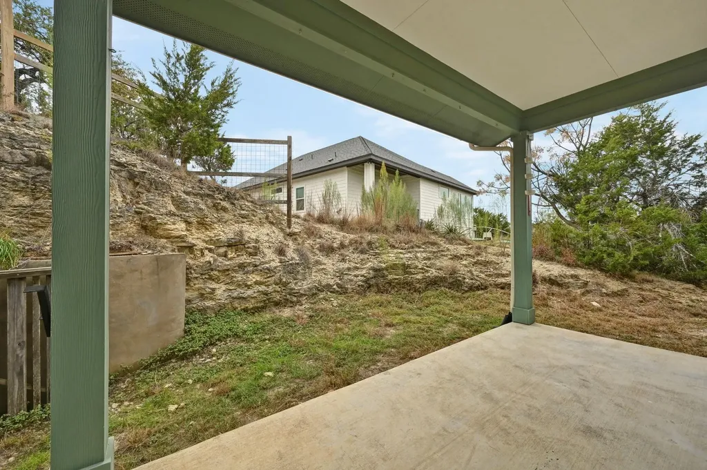 17305 Lake Wood Circle Dripping Springs TX 78620