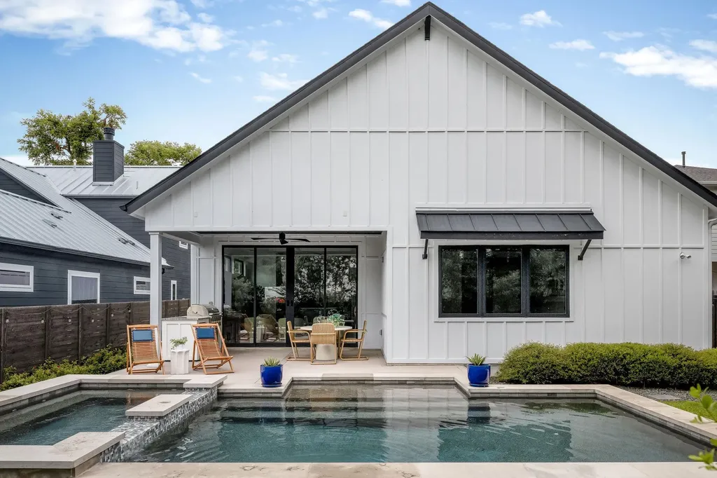 2002 Payne Avenue Austin TX 78757