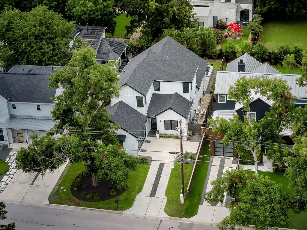 2002 Payne Avenue Austin TX 78757