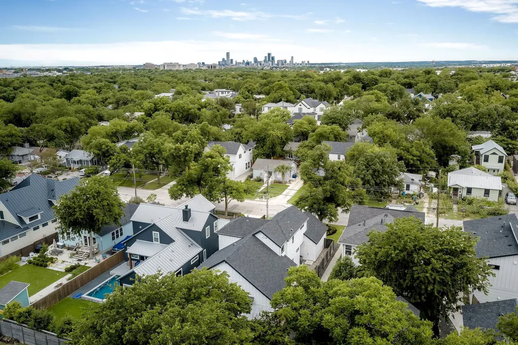 2002 Payne Avenue Austin TX 78757