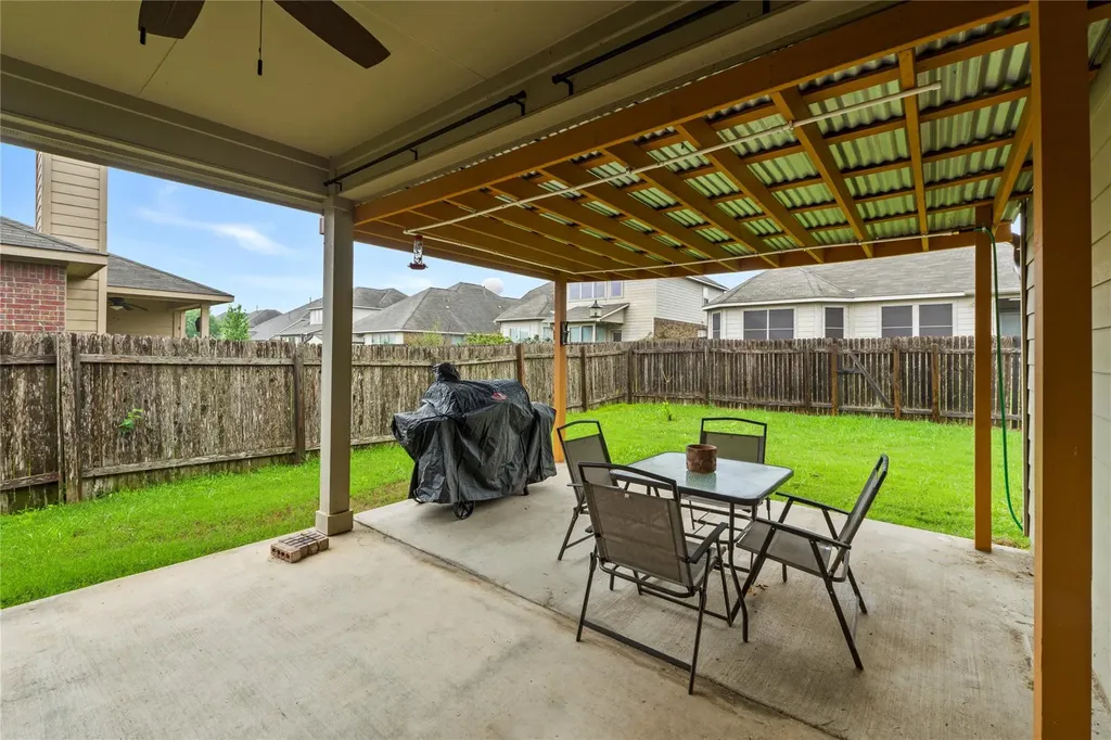180 Snow Owl Hollow Buda TX 78610