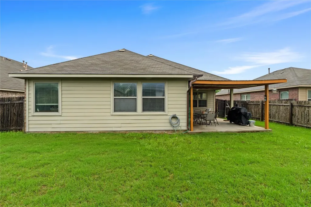 180 Snow Owl Hollow Buda TX 78610