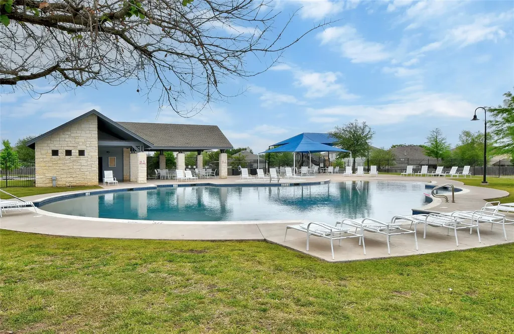 180 Snow Owl Hollow Buda TX 78610